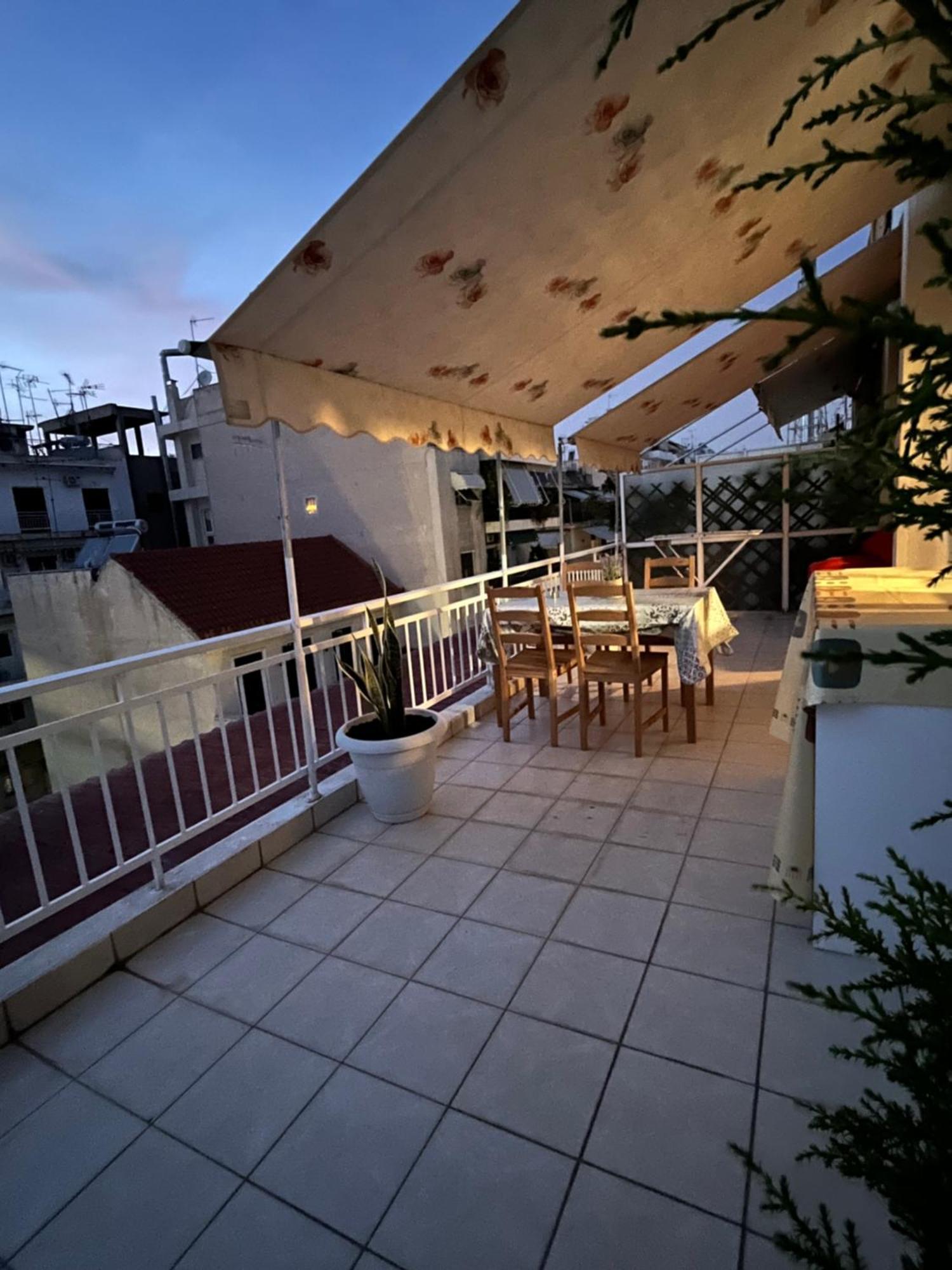 Qqueen House Pireusz Kültér fotó